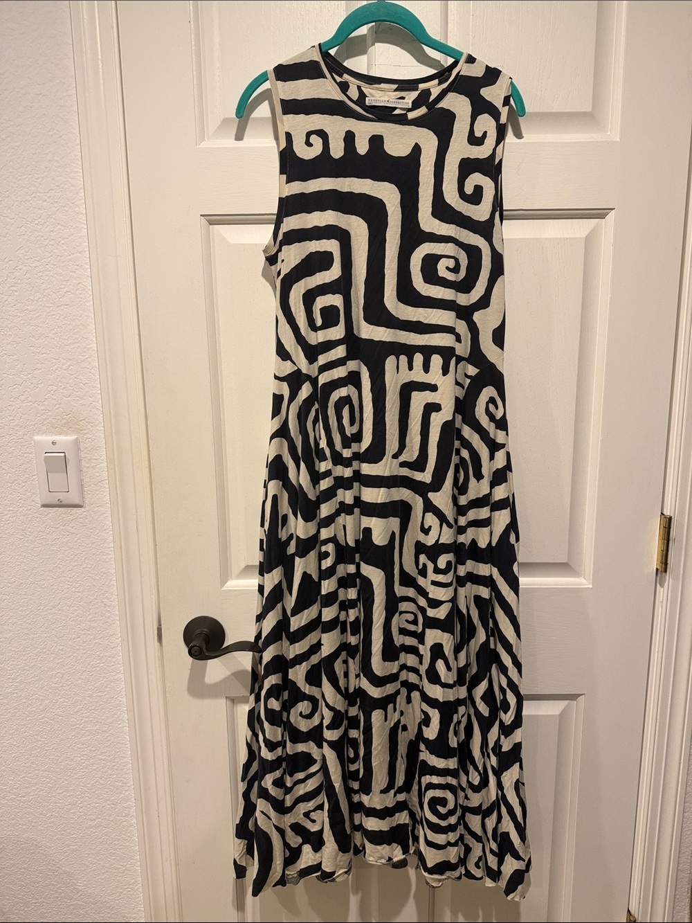 Peruvian Connection Black & Cream Sleeveless Maxi Dress